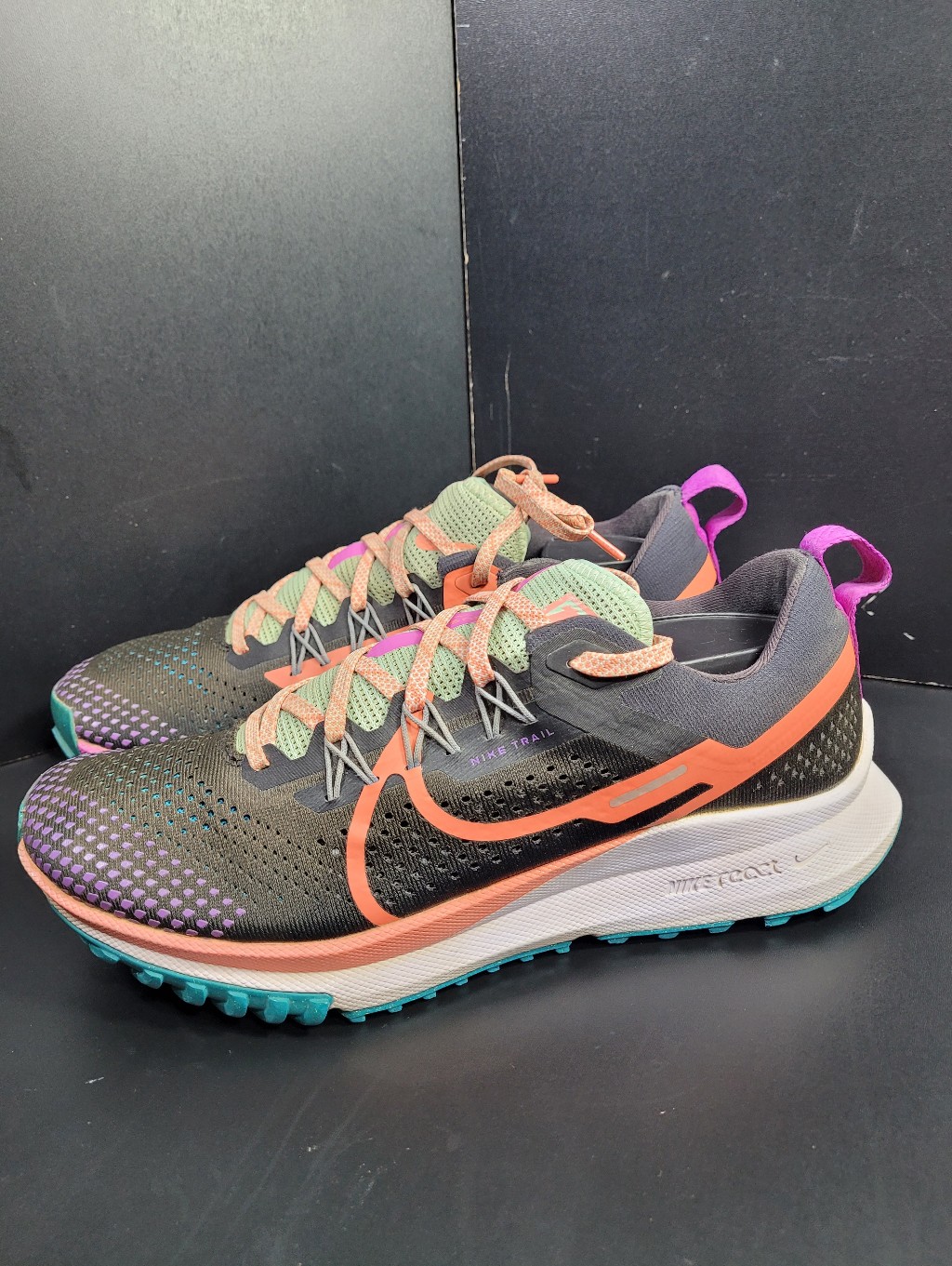 Nike React Pegasus Trail 4 Dj6158-003 Black Magic Ember Men Size 9.5 Shoes
